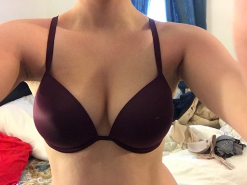 LETS TALK ABOUT TITTIES.  My bra size is between a 36C and a 34DD.  The number means the inches around and the letter is the cup size. I’ve found I’m more comfortable in either of those sizes based on the brand, Victoria secret 34DD fits me