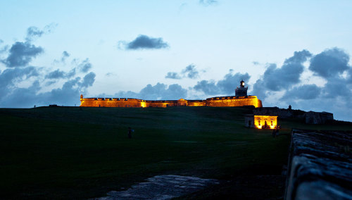 seanbaello:  Colonial Old San Juan Puerto Rico  Mi hermosa Isla del Encanto, Puerto Rico. :) 
