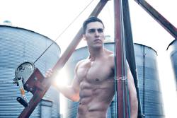 12sexyguys:  Iván Serrano by Alex Wightman (via Alex Wightman Photography on FB: http://on.fb.me/1BiR2RG)