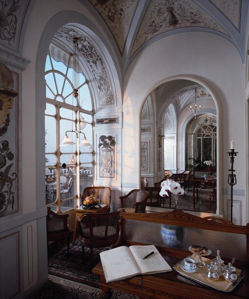 tkkatherineblog:The Grand Hotel Excelsior Vittoria, Sorrento, Italy