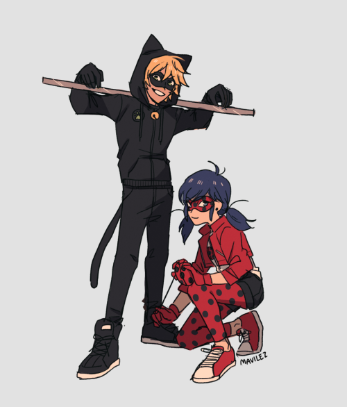 mavilez:tried to imagine ladybug & chat noir if their costumes were made by actual 14 year olds