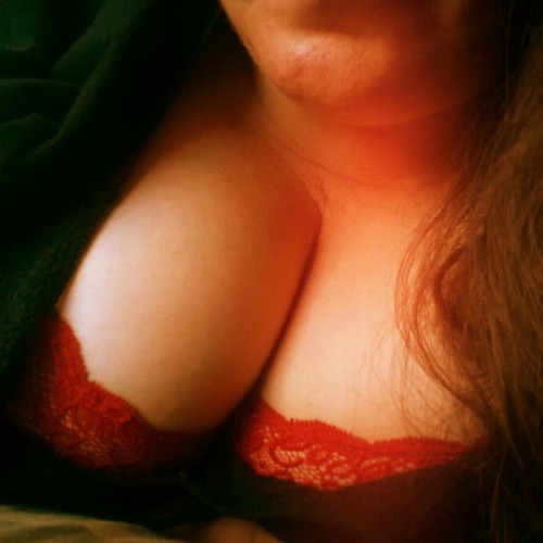 wickedlywenchy:It’s not much but have a little cleavage.  I’ll make it up to y’all this week I promise.