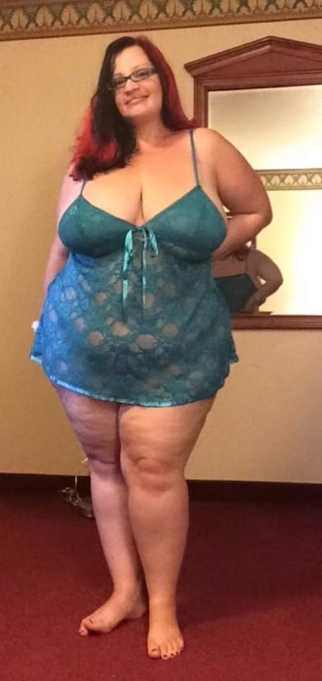 slutty-christy-bbw: LisaPics: 36Looking for: MenNude pics: Yes.Home page: Click Here Hi