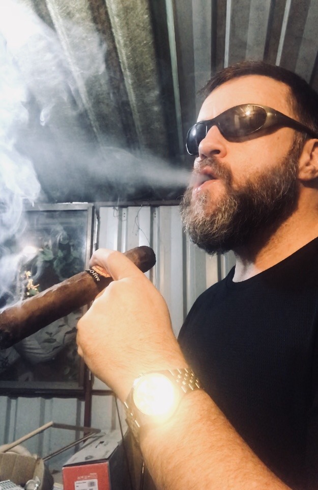 Stogiebear0069 Tribute to Sexy Men And Cigars