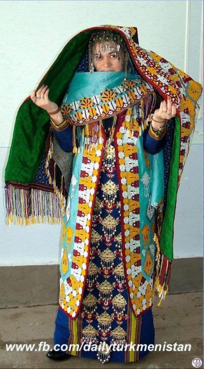 Turkmen fashion