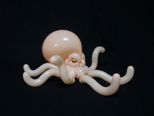 pussylightlytoasted: makeupandchucks: tastefullyoffensive: Balloon Animal Art by Masayoshi Matsumoto