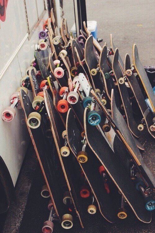 youngdreamerlove:  Skater  ♥ -follow me