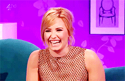 fallingaparts:  Demi Lovato at Alan Carr: Chatty Man 