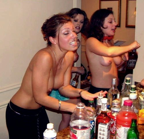 boozedgf:  http://boozedgf.tumblr.com/