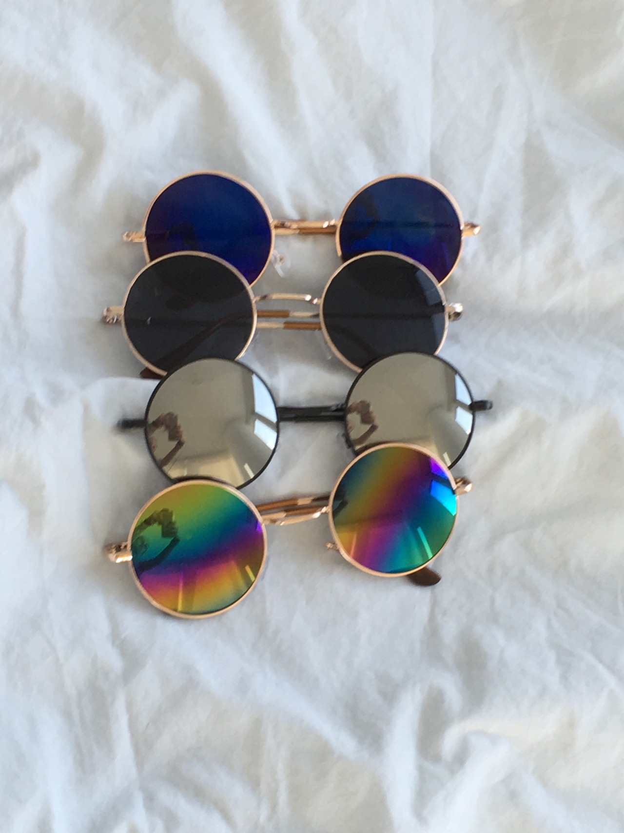 ameliastardust:  Hi!! So I just added a whole new stock of sunglasses to my store