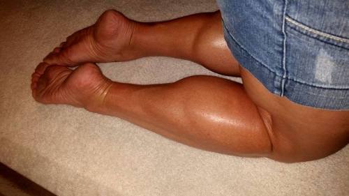 muscular-female-calves 151976172763 adult photos