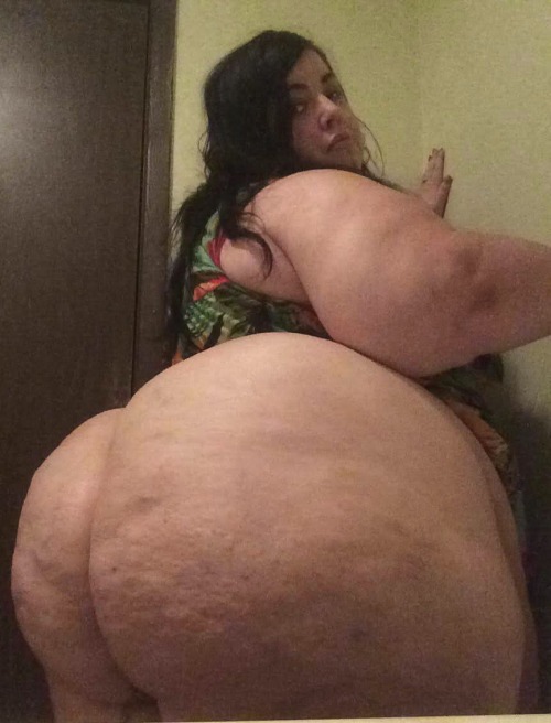 jackson-123456-deactivated20200:ineedssbbw:Is tonge that ass all day long 