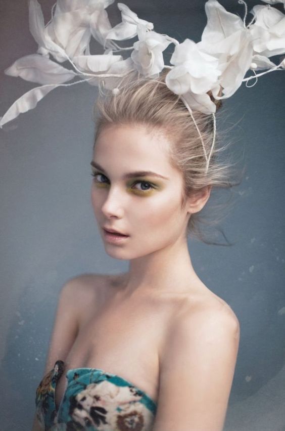 baroque&ndash;ladies:Artist:  Lara Jade