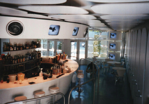 y2kaestheticinstitute:  Manray Video Bar - Capitol Hill, Seattle WA by Smash Design (1999-2008)“Futuristic-retro Manray is Seattle’s premier video bar. There’s color changing glowing walls, a private front patio, signature martinis, daily happy