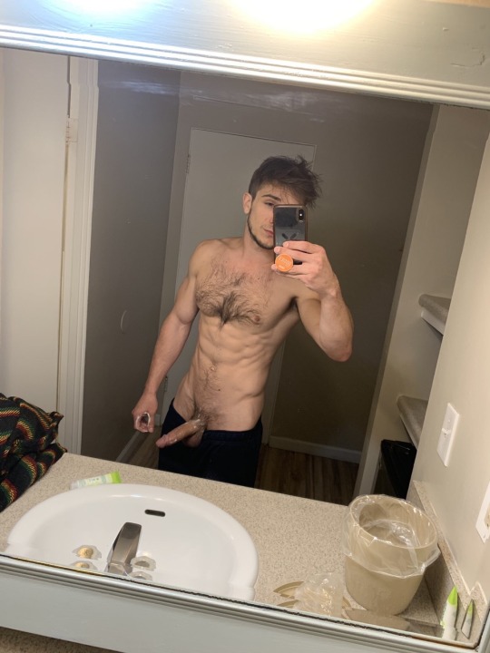 discreetguy91:  mycalvins1993:  dalek536:  I see I’m not the only one that uses ALL the lotion in hotel rooms 😈  Follow me for hot guys and hard dicks. 
