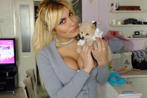 tgirlfantasy:  Ts Heves Yıldız Güzel Travesti blonde bombshell, even men can also have big boobs cleavage. His facebook : https://www.facebook.com/hevesyildizguzel Twitter : https://twitter.com/hevesgzel Website : http://www.hevesguzel06.com Instagram