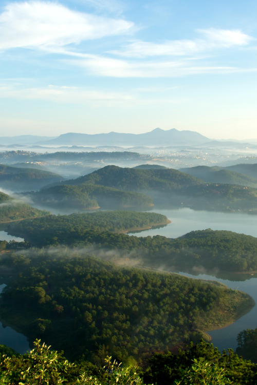 lvndscpe:Dalat, Vietnam | by Tri Nguyen