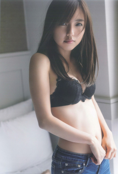nisseboxx:   Erina Mano - Erina [20180306]                