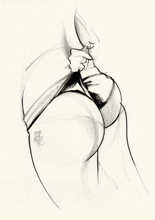 feed-your-heaaad:  @pornonpaper drew my butt lolz 