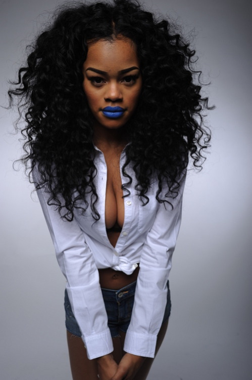 sfkes: Teyana Taylor x KA’OIR Cosmetics. her weaves be poppin!