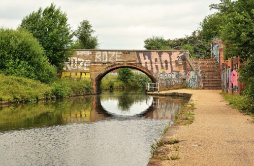 36487 by benbobjr The Bridgewater Canal, in Stretford, Manchester, Greater Manchester.  The Bridgewa