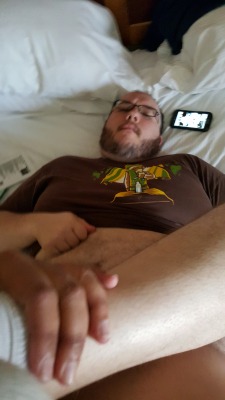 gordo4gordo4superchub:  enigmacub:  Convergence - Naughty Part 2.  As you can see in the last pic, even after I got home, I was still horny.  lol  Mmmmmmmmmmmmmmmm Yummy 