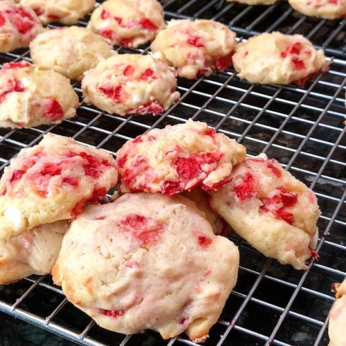 Every year we make these Fresh Strawberry White Chocolate Cookies. This time our granddaughter helpe