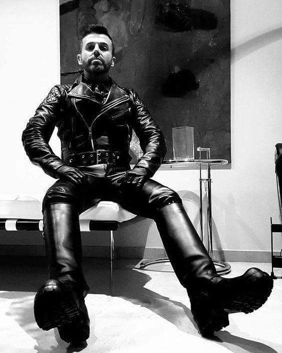 Leather, Rubber, Boots & Breeches: Bild