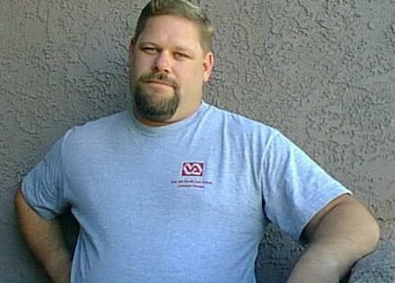 thebigbearcave:  rough tough and snuggly-worthy bear, playful and cute