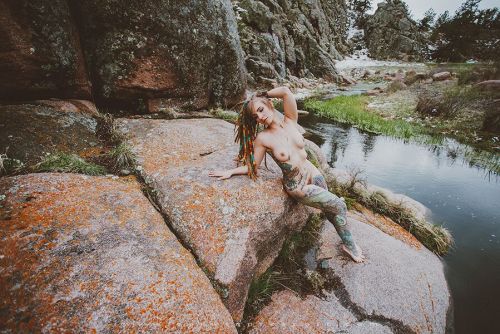 XXX bhsurfer66:  Damsel Suicide by Corwin Prescott photo