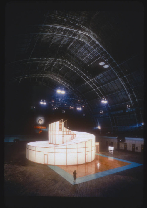 Ilya Kabakov, The palace of projects, 1998. “the installation displays and examines a seemingl