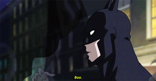 noxvella:  count-of-cagliostro:  Okay for reference, Batman can’t see the shades