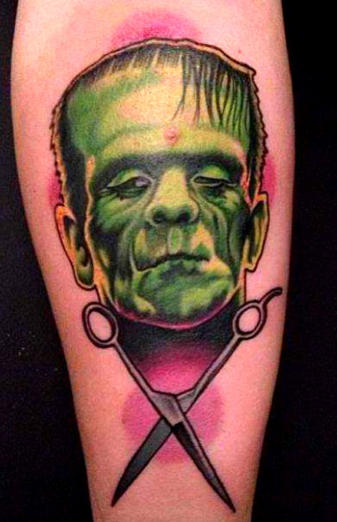 thievinggenius:  Tattoo done by Jon Ragoe.