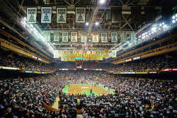 BACK IN THE DAY |4/21/95| The Boston Celtics play their final game in the Boston Garden, losing to the New York Knicks, 98-92. #BostonStrong