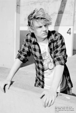 :  Evan Peters for Man About Town (x) 