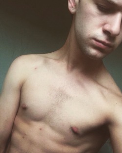 boys-cute-boys:  Submitted by  imhighinthestars  