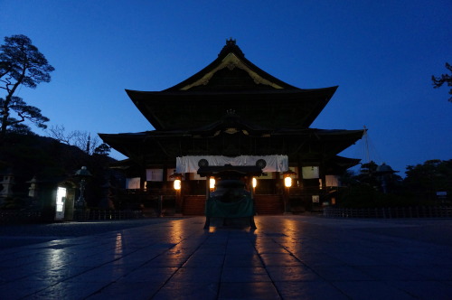 戸隠神社、奥社は雪深く行けませんでした…。美味しいお蕎麦食べて日光浴。2020.3