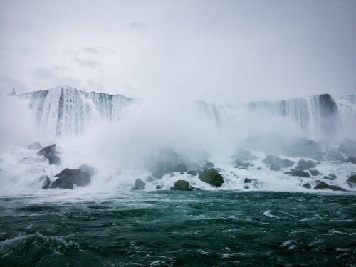 earthporn-org: Niagara Falls on an Overcast Day