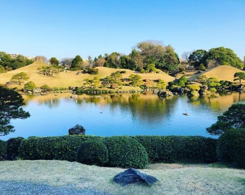 ＼おにわさん更新情報／ ‪[ 熊本県熊本市 ] 水前寺成趣園 Suizenji Jojuen Garden, Kumamoto の写真・記事を更新しました。 東海道五十三次を表した池泉廻遊式の #大名