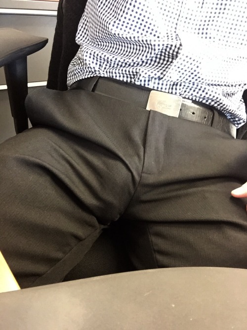 Caught a few guys at work checking out my crotch today. Day seems to go better when they know I&