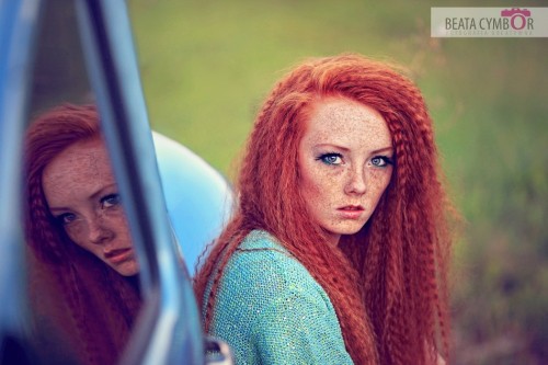 freckled-girls-fan:  http://freckled-girls-fan.tumblr.com