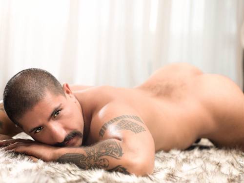 sebastianrio:  Good morning everyone. Happy Monday.