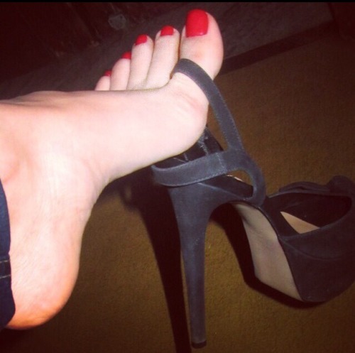ladyj-feetnnails - Lady J - Feet & Nails