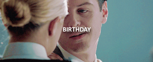 bkst-tutu1b:Am late to the party but happy birthday the one and only consulting criminal!