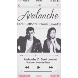 nemijovatos:  hellyeahnemi:  the manip isnt mine but I made an edit of Avalanche on like the music playlist thing on a phone/ipod. #nemi #nickjonas #nickanddemi #mine #manip #myedit #mystuff #demilovato #edit #ship #otp #avalanche  you could’ve credited