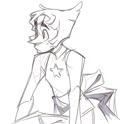 captainharrie:  pearl is pointy 