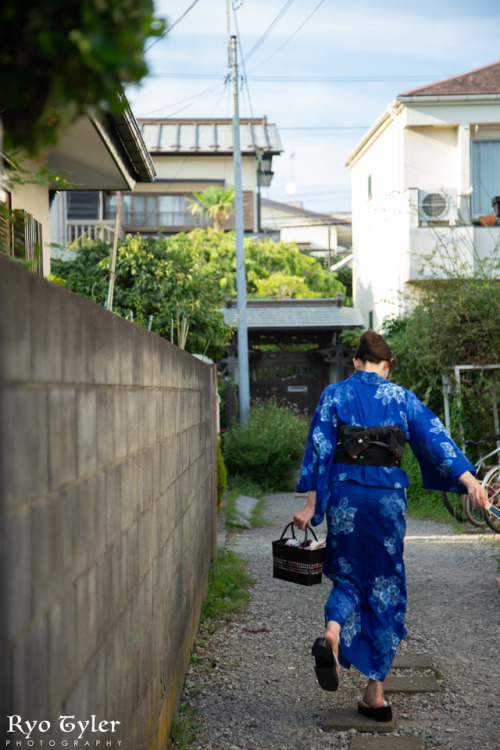 title:travel Enoshima Electric Railway with Yoshikomodel:美子(Yoshiko) twitter: @ikemiko_photo