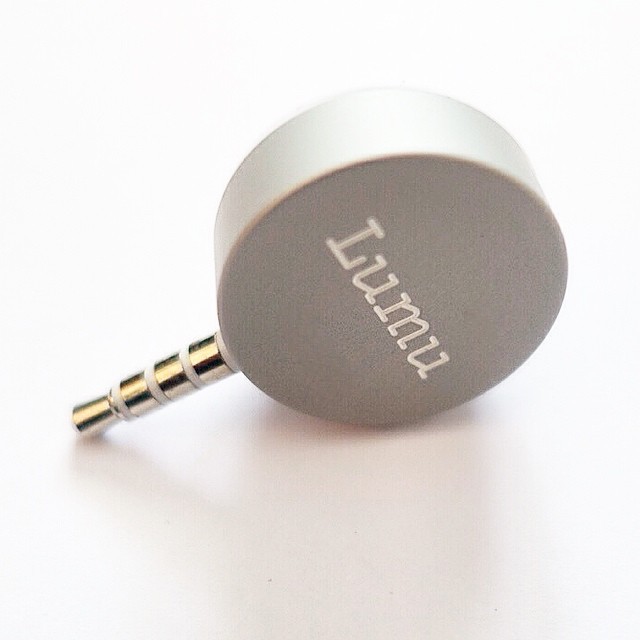 Could this be the most useful iPhone accessory for photographers ever? #lumu