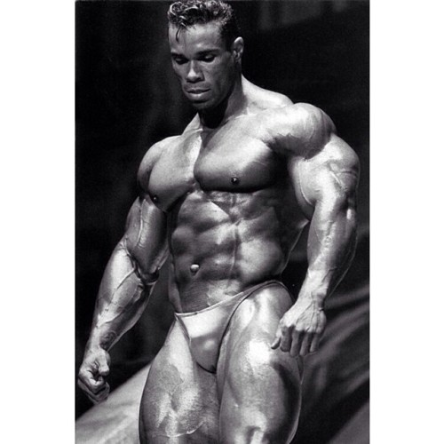 drwannabe:  my boy Kevin Levrone