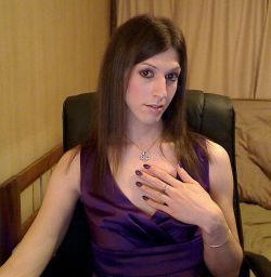 Sindyfanny:  I Love Watching Dirty Old Men Beat Off… Gemmgqsprettysissies:  Skypeing